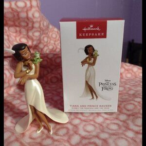 Hallmark Disney The princess and the Frog ornament